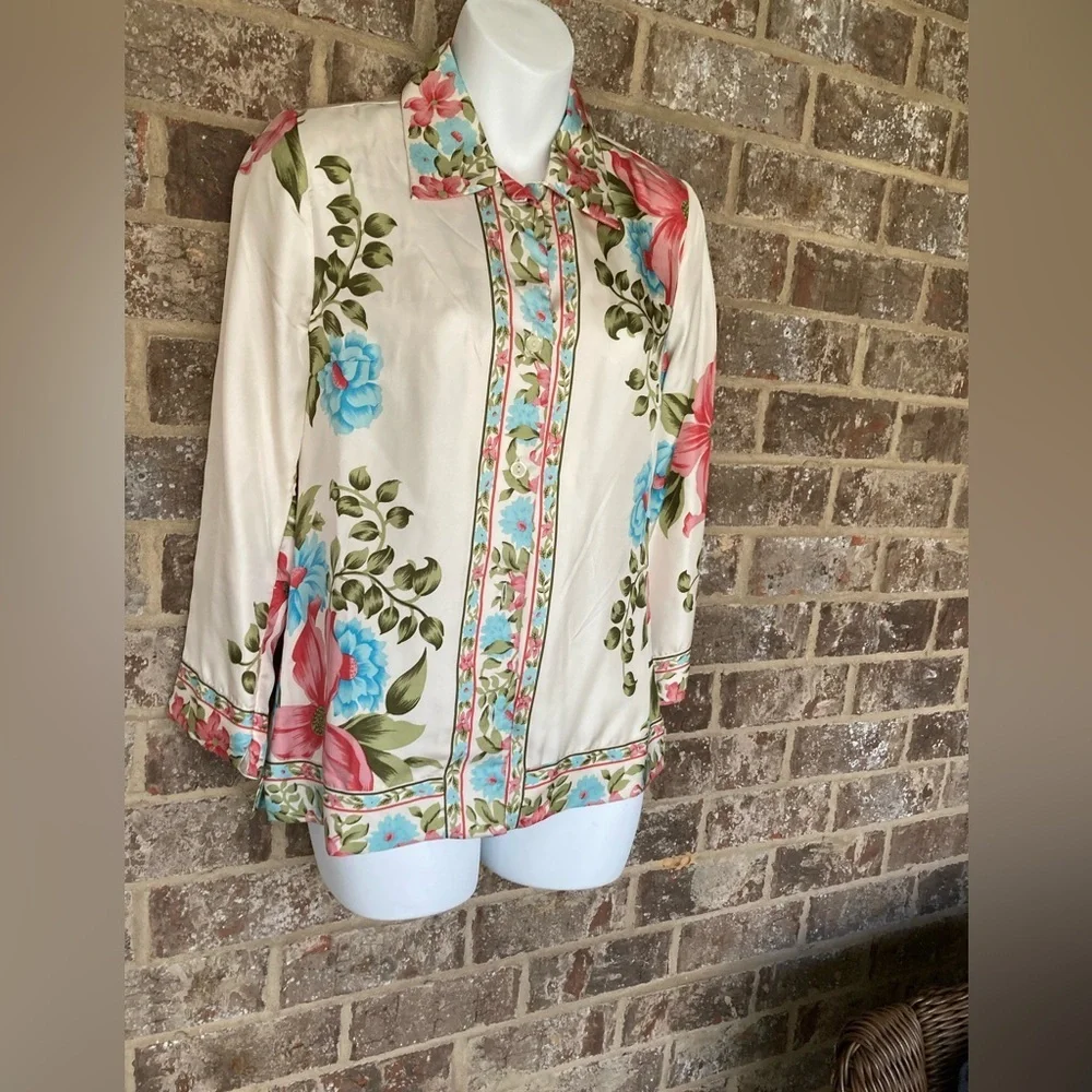 Plenty  silk floral printed blouse NWT Size Petite Small Flaw Vintage